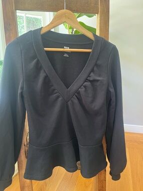 Maeve Black V-Neck Peplum sweatshirt Pullover